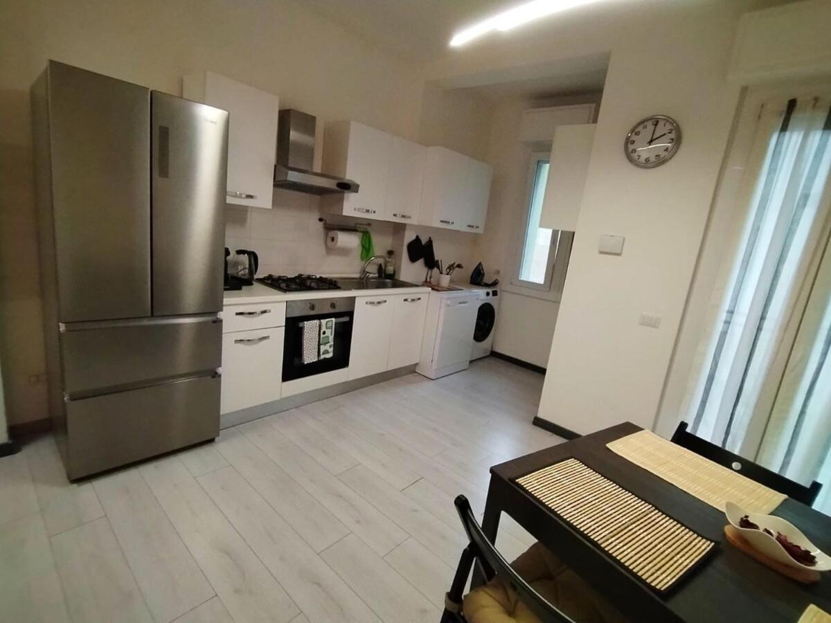 Vicino Metro Precotto Ristrutturato Appartement